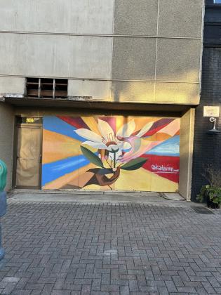 EYESORE AT 709 TEXAS IS MAJOR DISTRACTION IN BEST REMODELED DOWNTOWN BLOCK